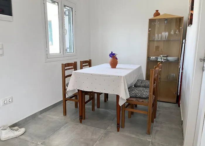 Spiti Gianneta Karousádes
